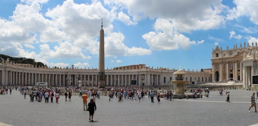 Rebaixamento cultural no Vaticano